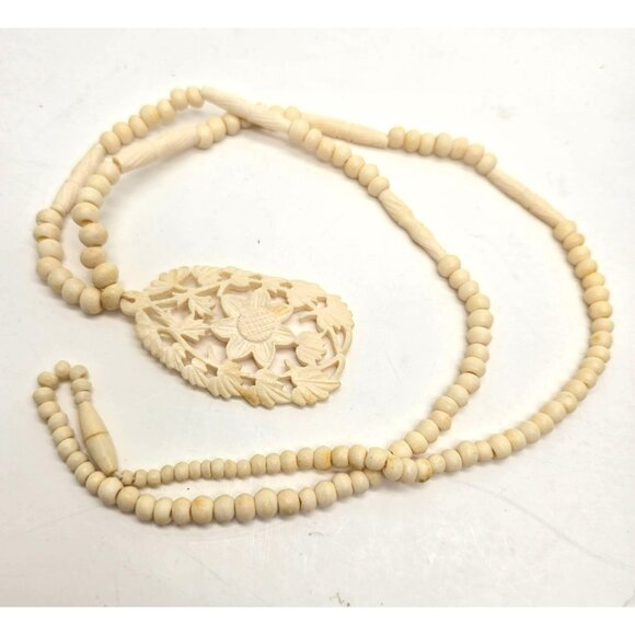 Handcrafted Carved Cream Beaded Necklace Floral Pendant Vintage Jewelry je207 - Picture 4 of 9